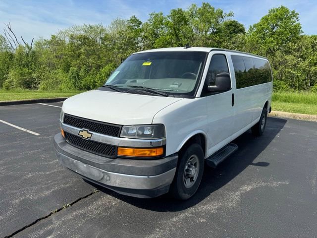 Used 2019 Chevrolet Express 3500 LT w/ LT Preferred Equipment Group RWD image 8