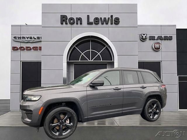 Used 2023 Jeep Grand Cherokee Altitude