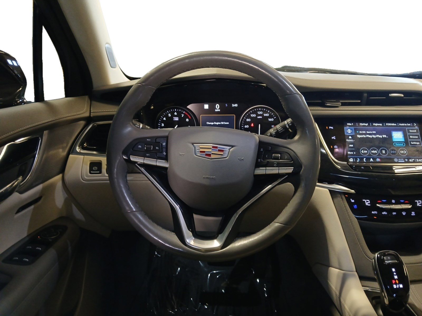 Used 2021 Cadillac XT6 Premium Luxury image 12
