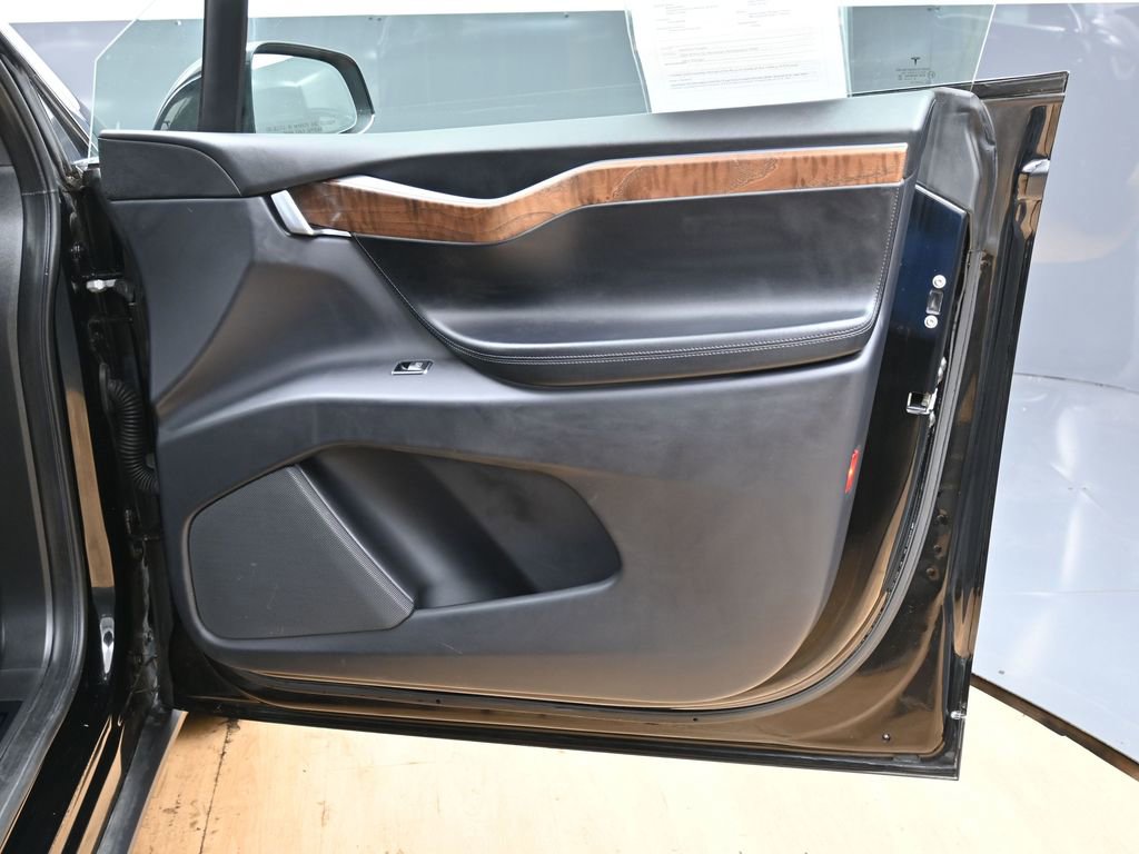 Used 2020 Tesla Model X Long Range AWD/4WD image 40