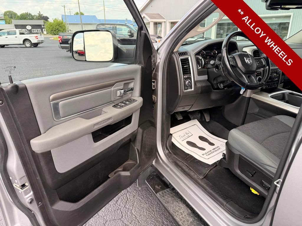 Used 2020 RAM 1500 Warlock AWD/4WD image 17