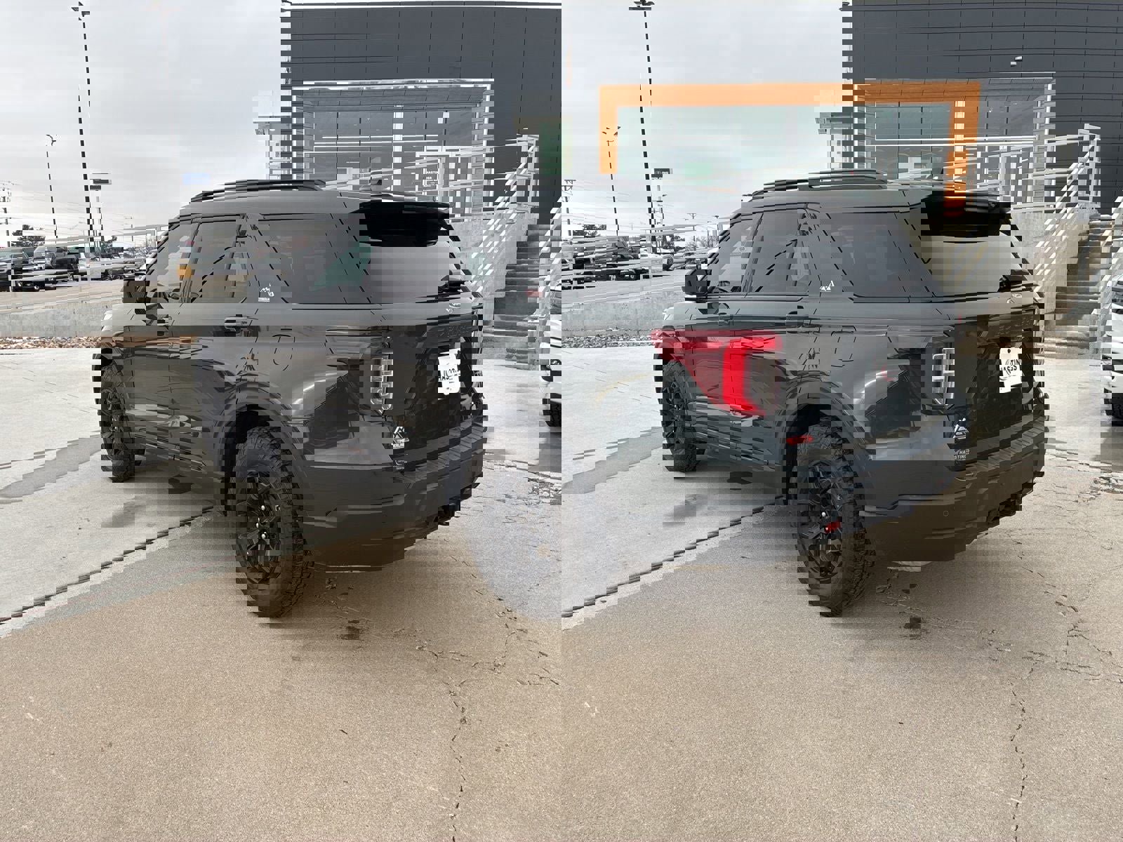 Used 2023 Ford Explorer Timberline image 3