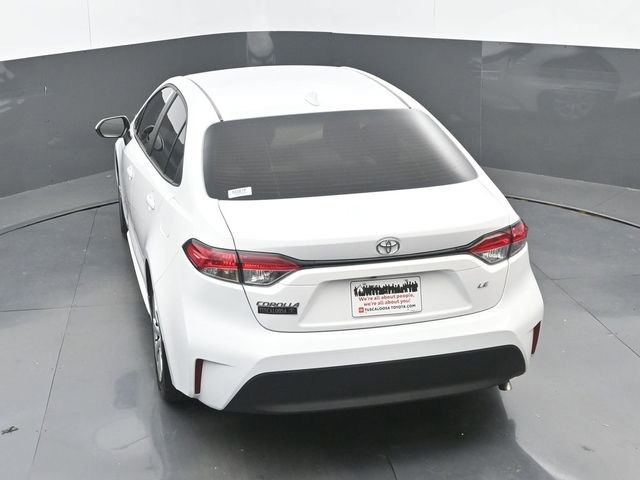 Used 2025 Toyota Corolla LE image 30