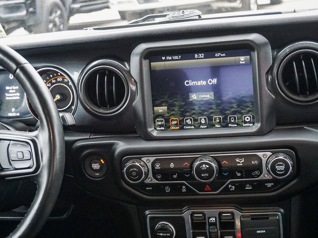 Used 2021 Jeep Gladiator Sport image 16