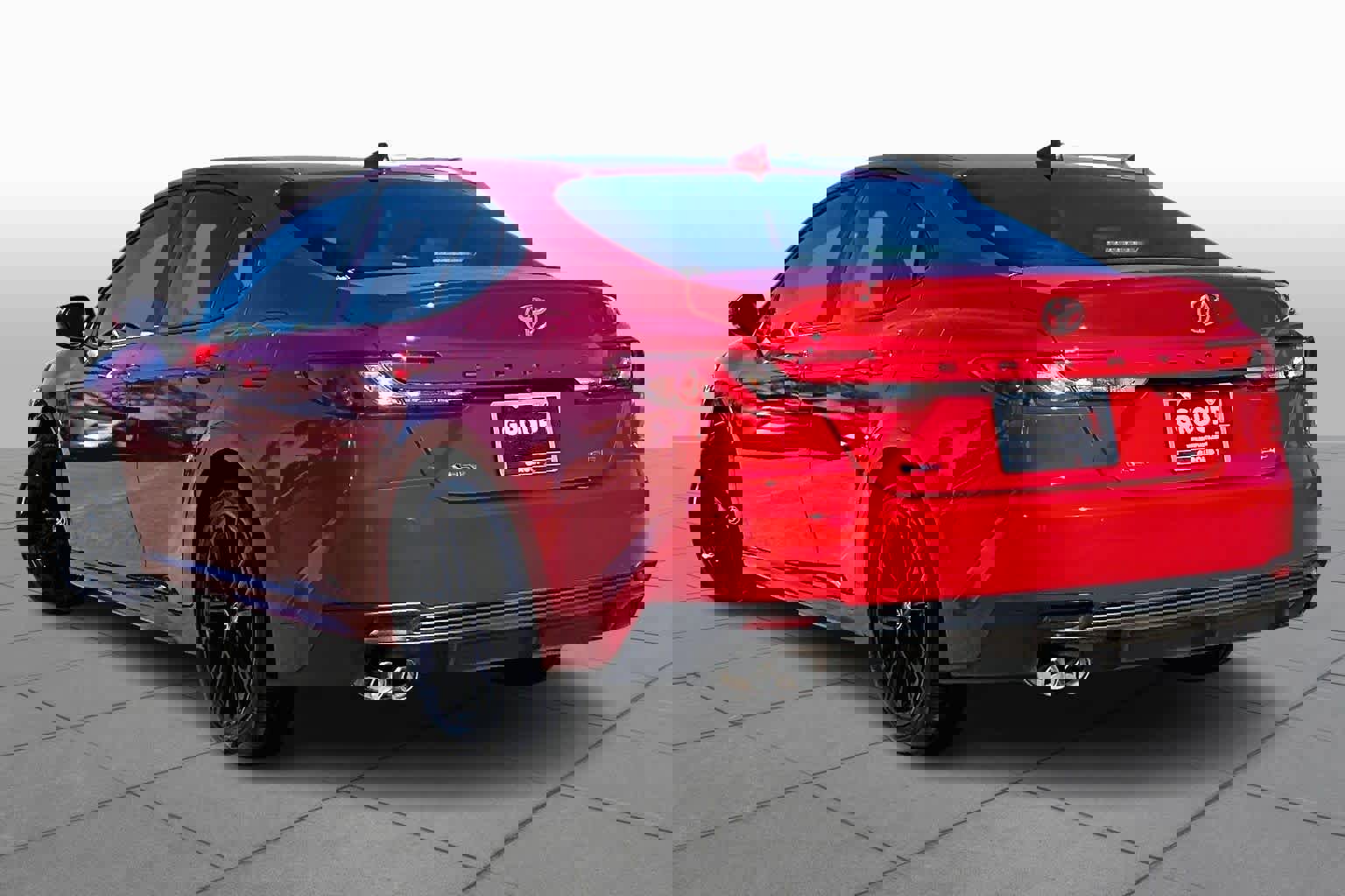 Used 2025 Toyota Camry SE image 11