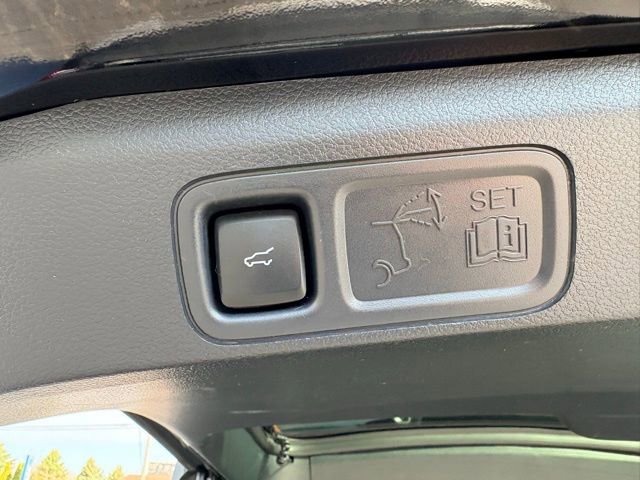 Used 2024 Ford Expedition Max Platinum AWD/4WD image 17