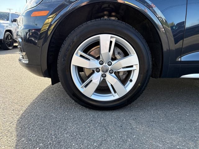 Used 2019 Audi Q5 Prestige w/ Prestige Package image 30