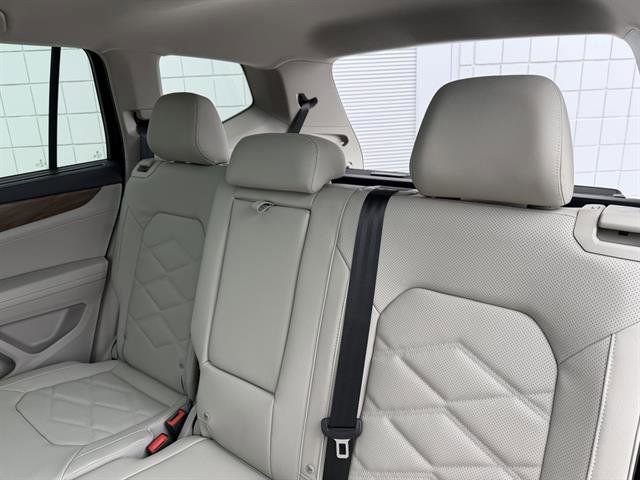 New 2026 Volkswagen Atlas SE image 17
