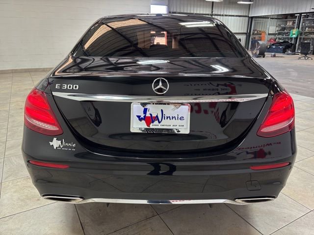 Used 2017 Mercedes-Benz E 300 image 8