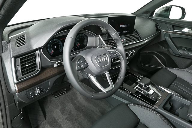New 2025 Audi Q5 2.0T Premium Plus image 4