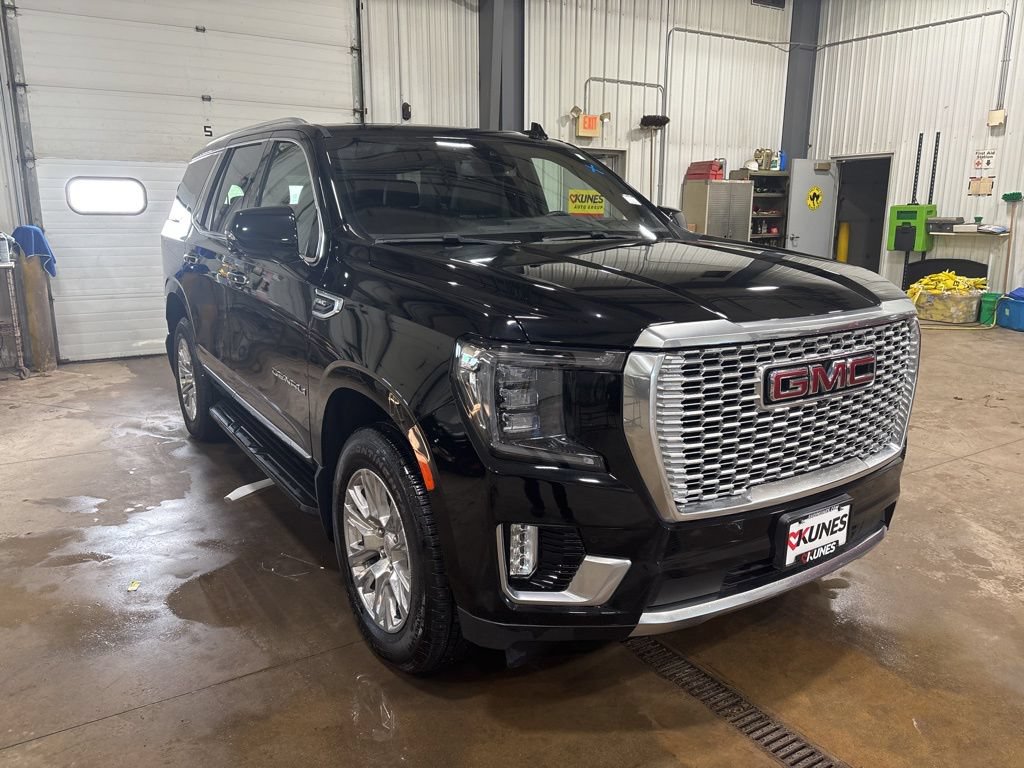 Used 2024 GMC Yukon Denali AWD/4WD image 4