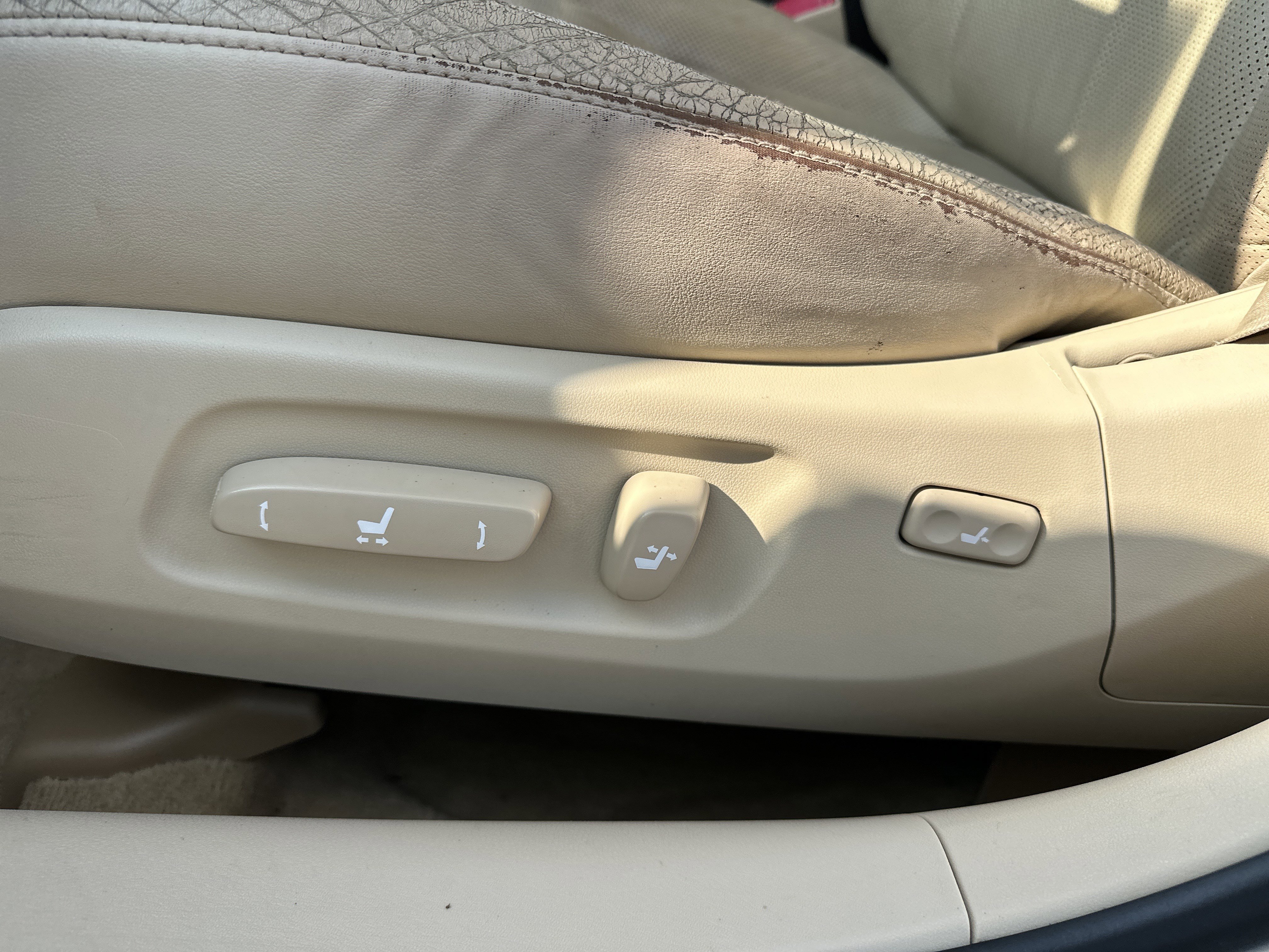 Used 2011 Lexus ES 350 image 10