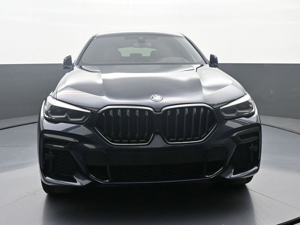 Used 2022 BMW X6 xDrive40i w/ M Sport Package AWD/4WD image 2