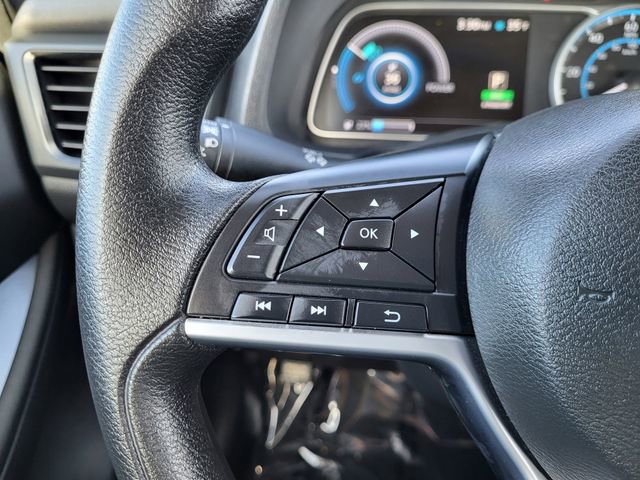 Used 2025 Nissan Leaf S image 16