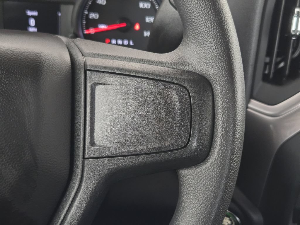 New 2026 Chevrolet Silverado 1500 Custom w/ LPO, Dark Essentials Package RWD image 32