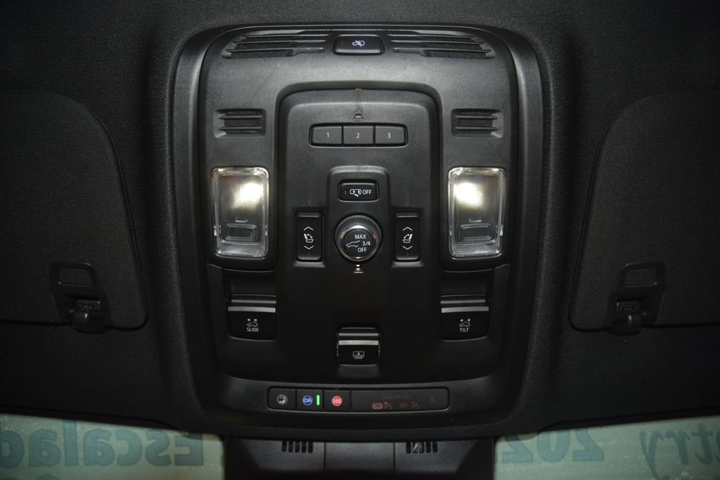Used 2022 Cadillac Escalade Sport w/ Touring Package AWD/4WD image 52