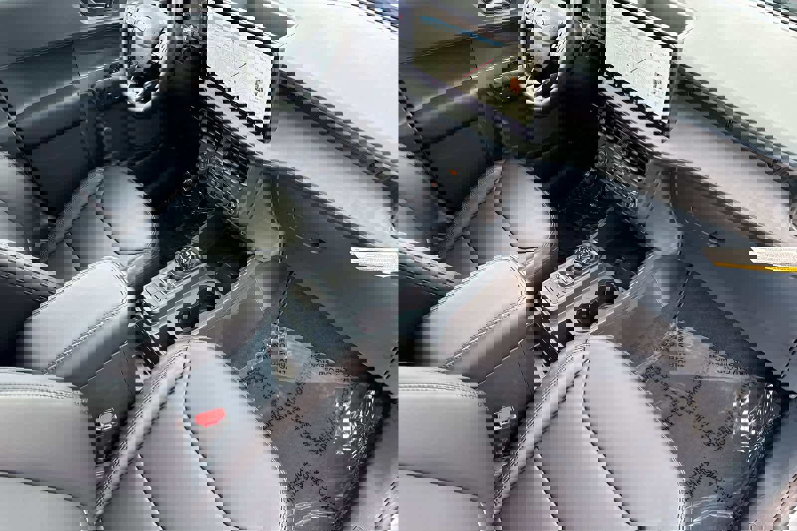 New 2026 Ford Maverick Lariat w/ Black Appearance Package image 22