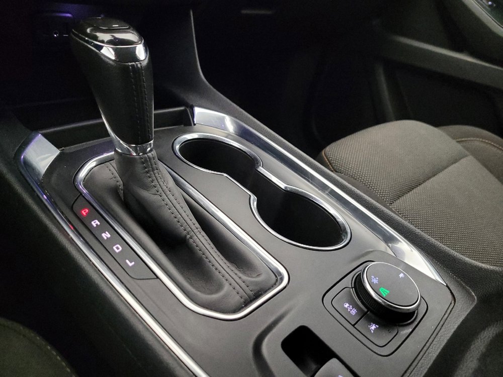 Used 2020 Chevrolet Traverse LT image 26