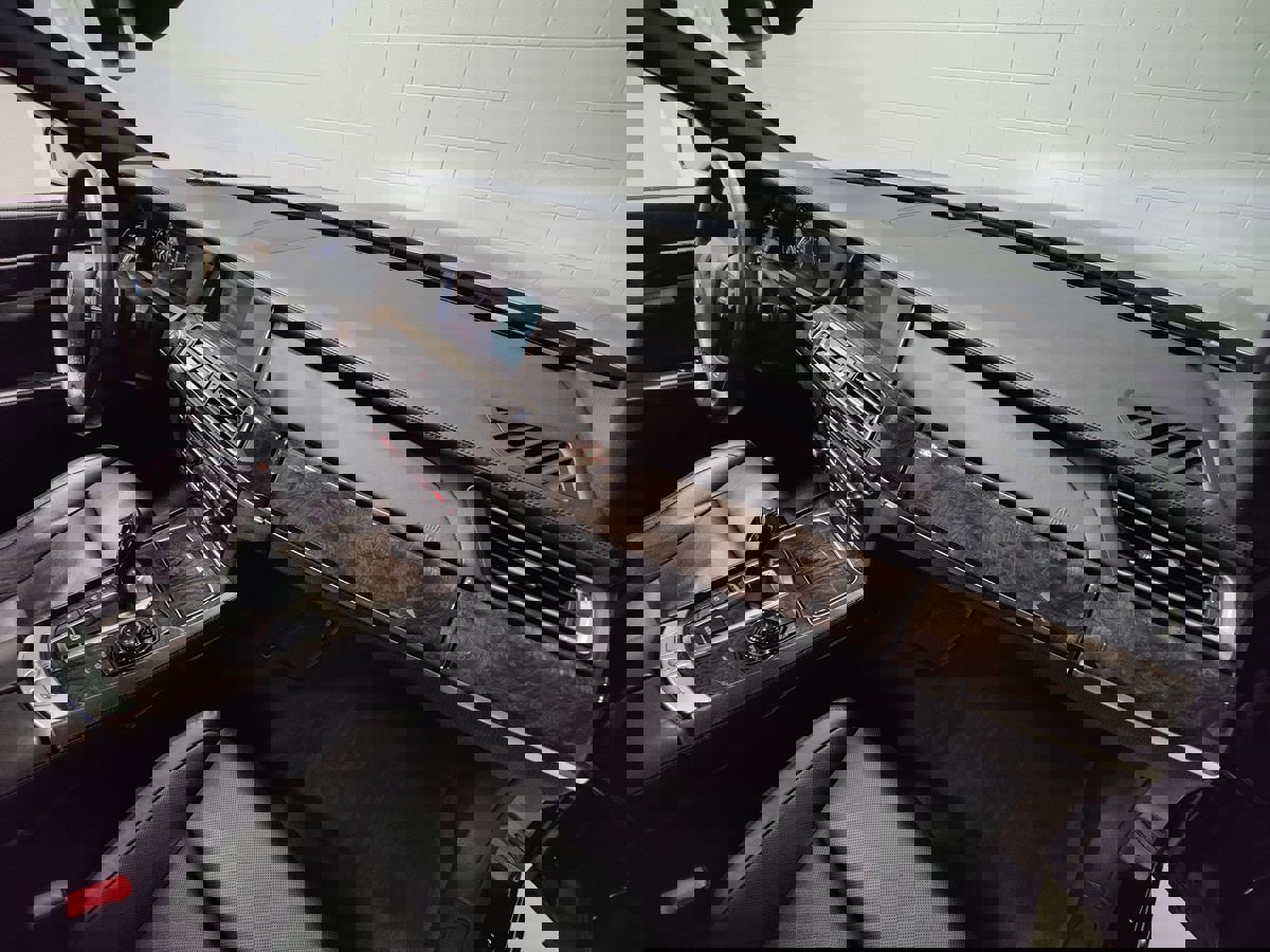 Used 2013 BMW 750Li xDrive image 12