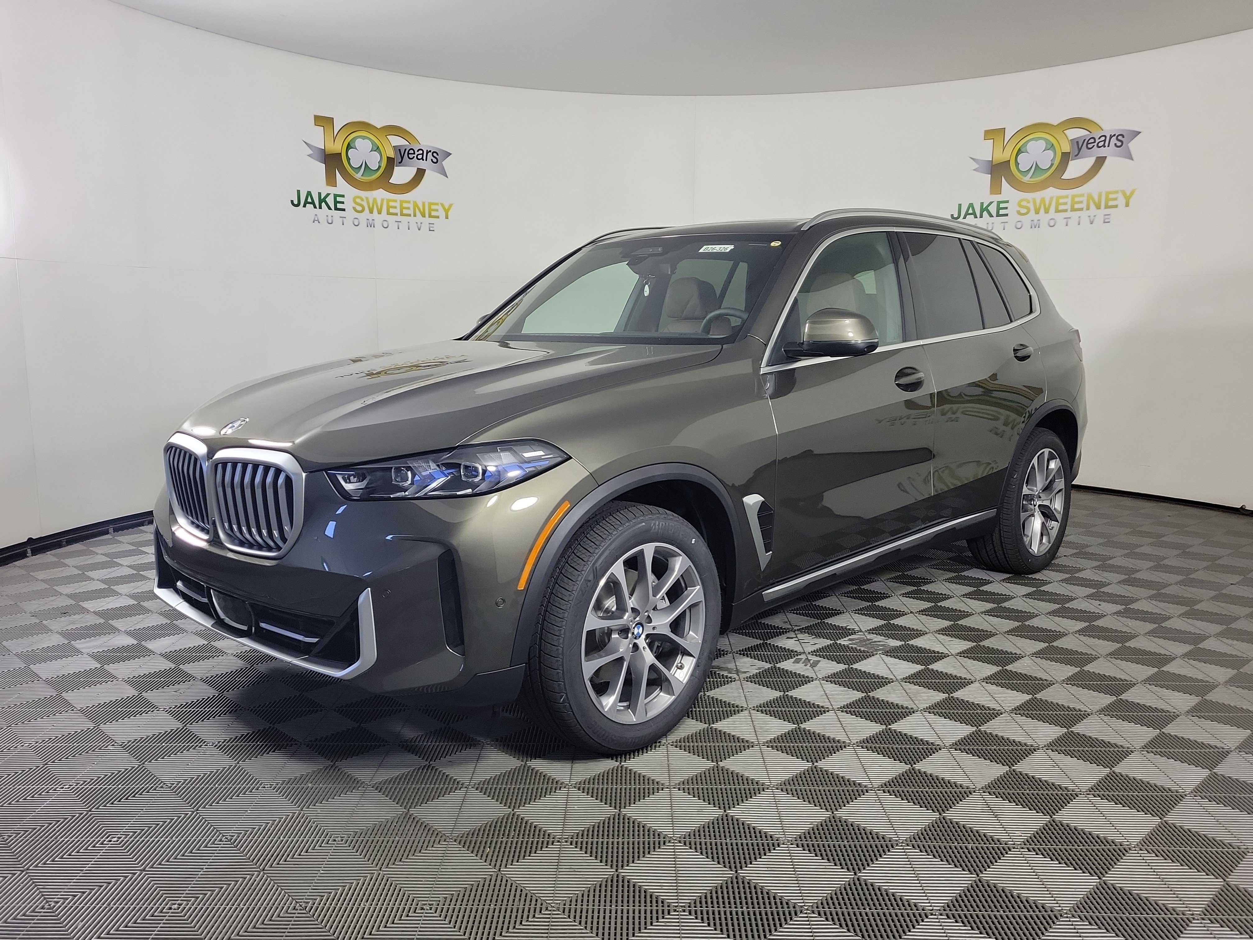 Certified 2026 BMW X5 xDrive40i AWD/4WD image 3