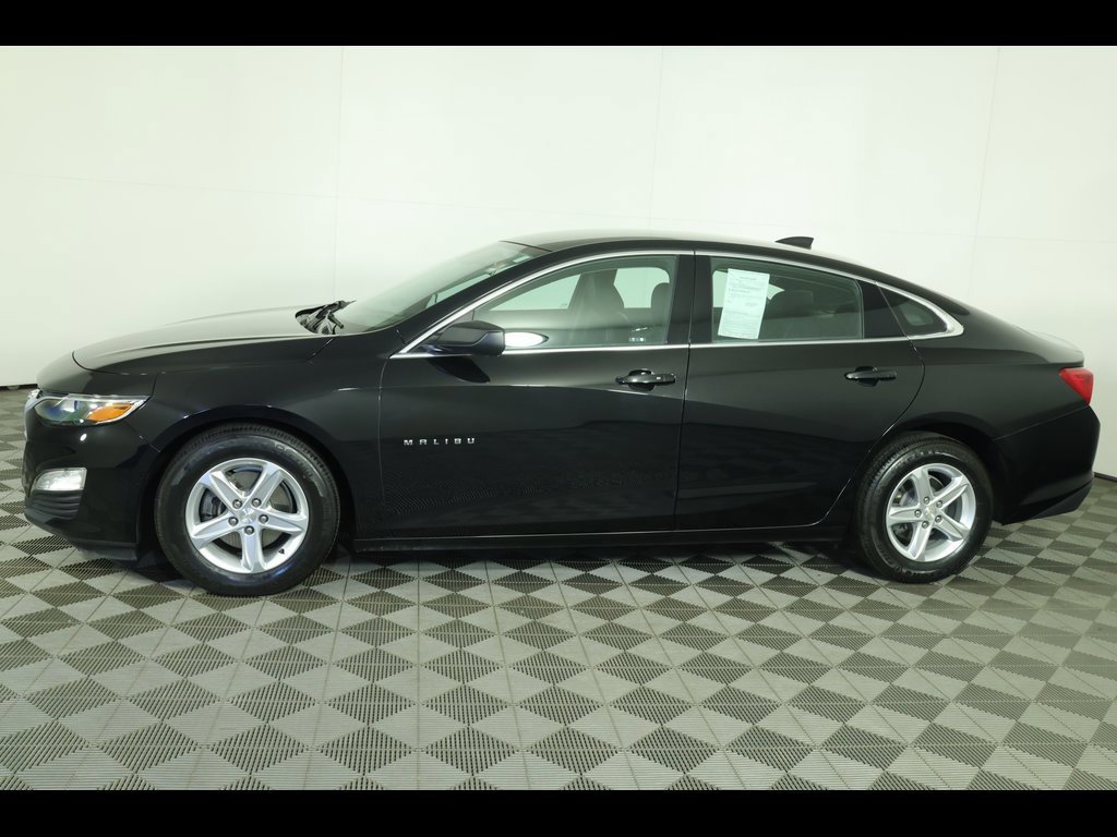 Used 2021 Chevrolet Malibu LS image 13