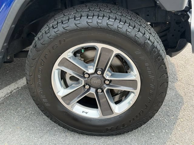 Used 2020 Jeep Wrangler Unlimited Sahara w/ Safety Group AWD/4WD image 11