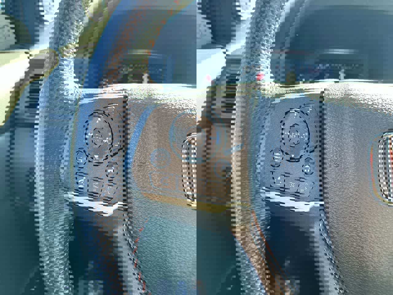 Used 2023 Honda Passport TrailSport image 29