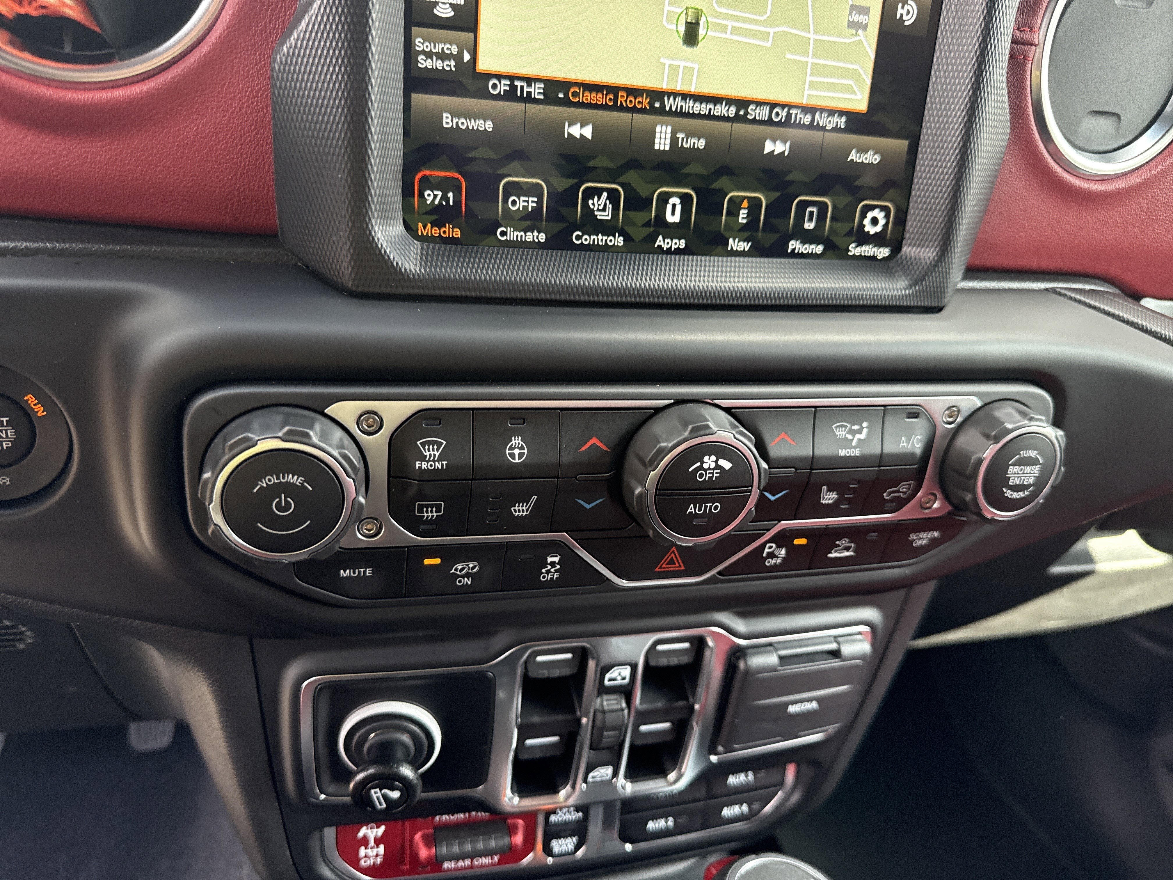 Used 2023 Jeep Wrangler Unlimited Rubicon 392 AWD/4WD image 33