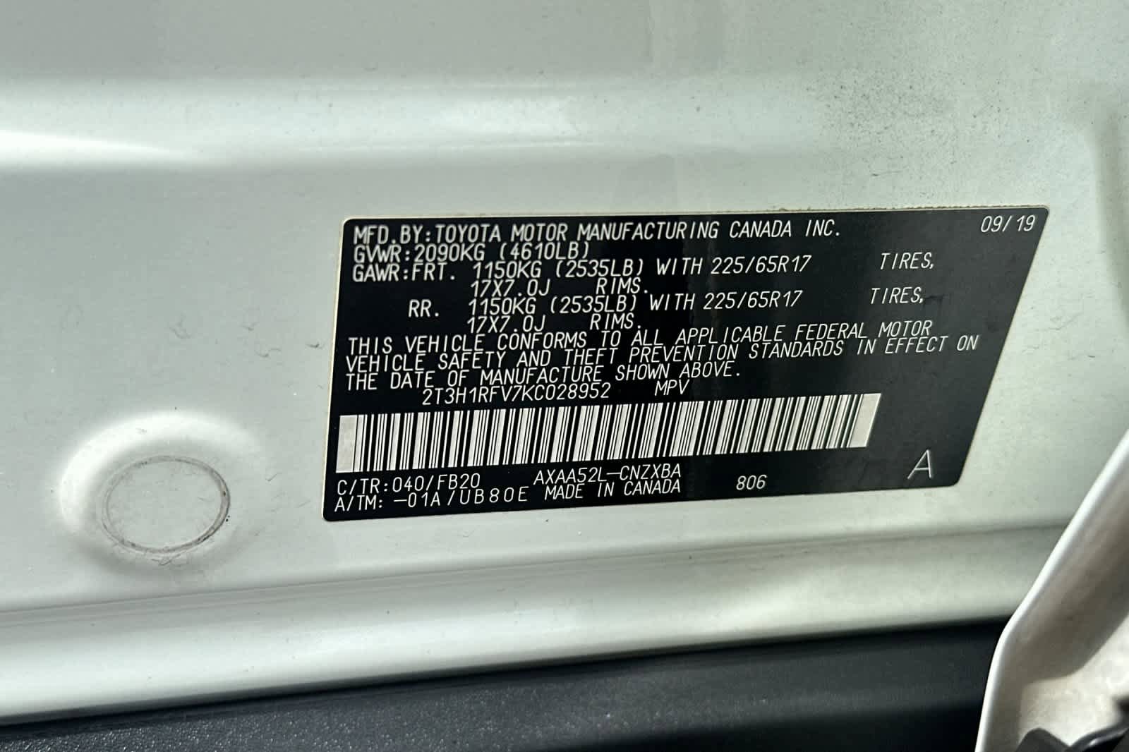 Used 2019 Toyota RAV4 LE w/ Carpet Mat Package FWD image 32