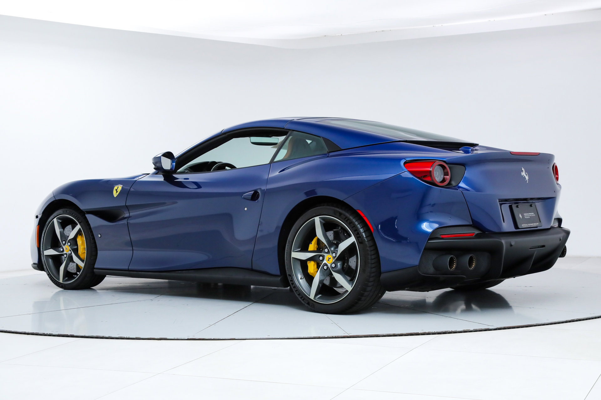 Certified 2023 Ferrari Portofino M image 38