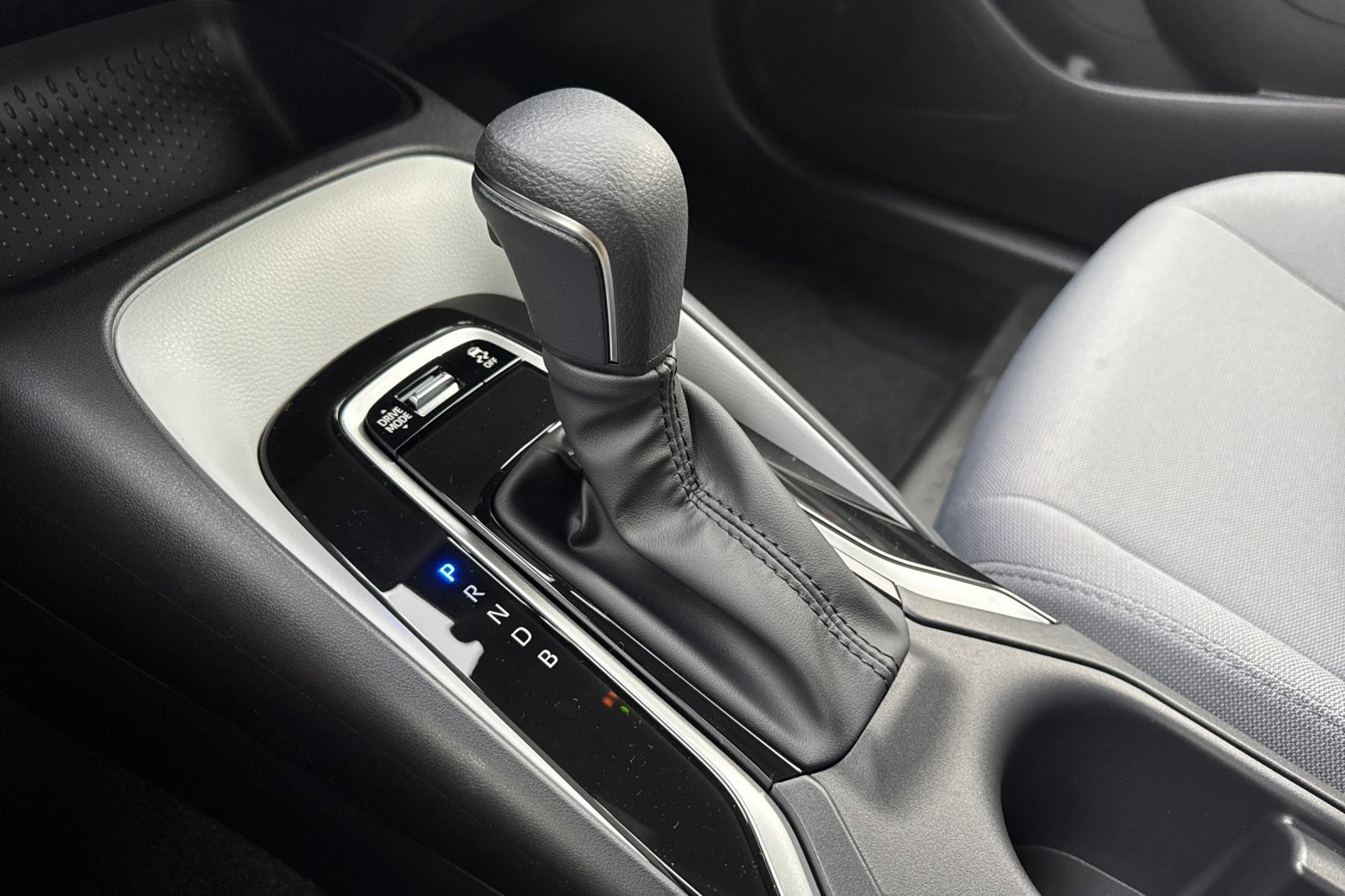 New 2026 Toyota Corolla SE image 24