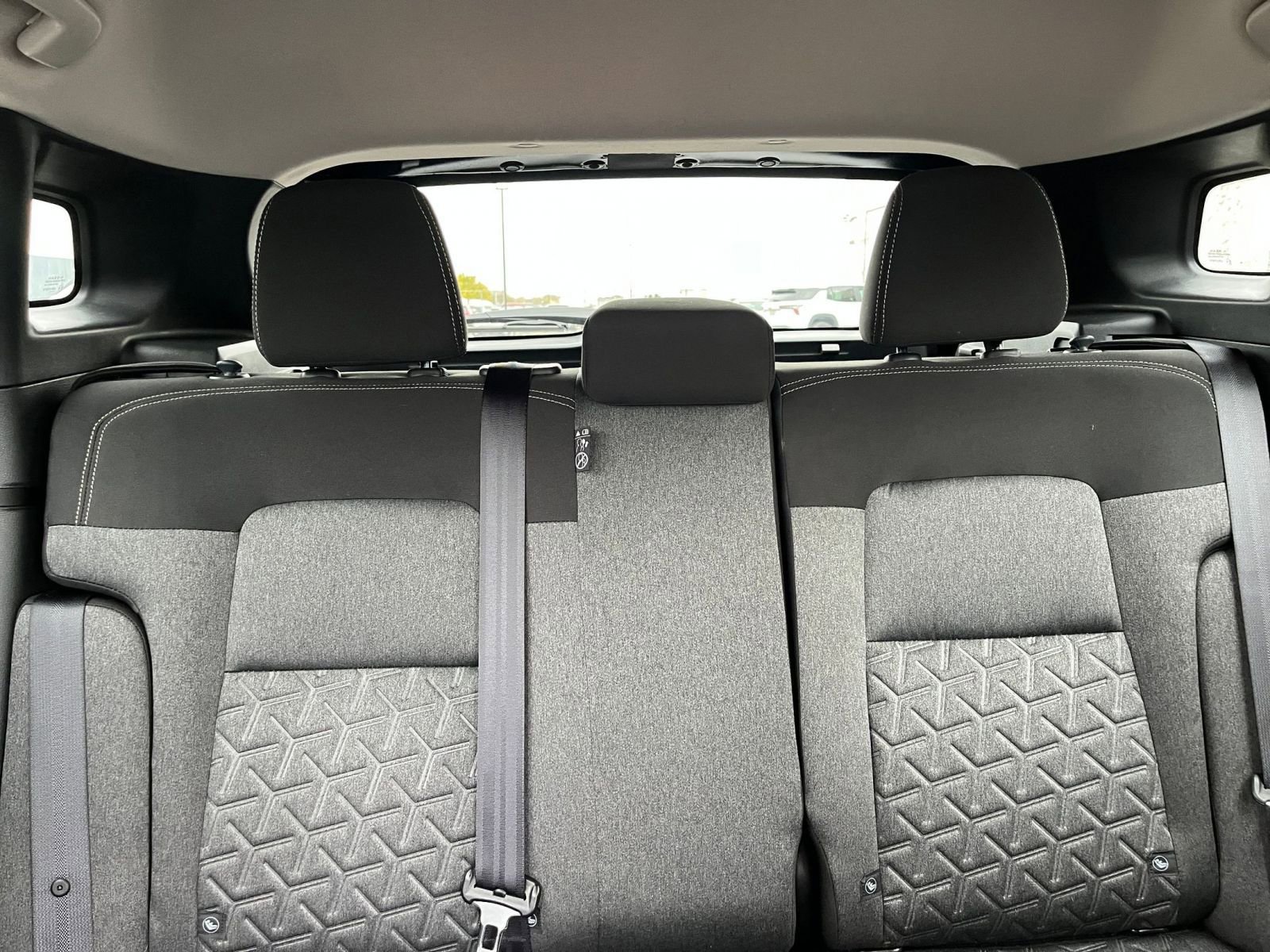 Used 2025 Nissan Kicks SV image 36