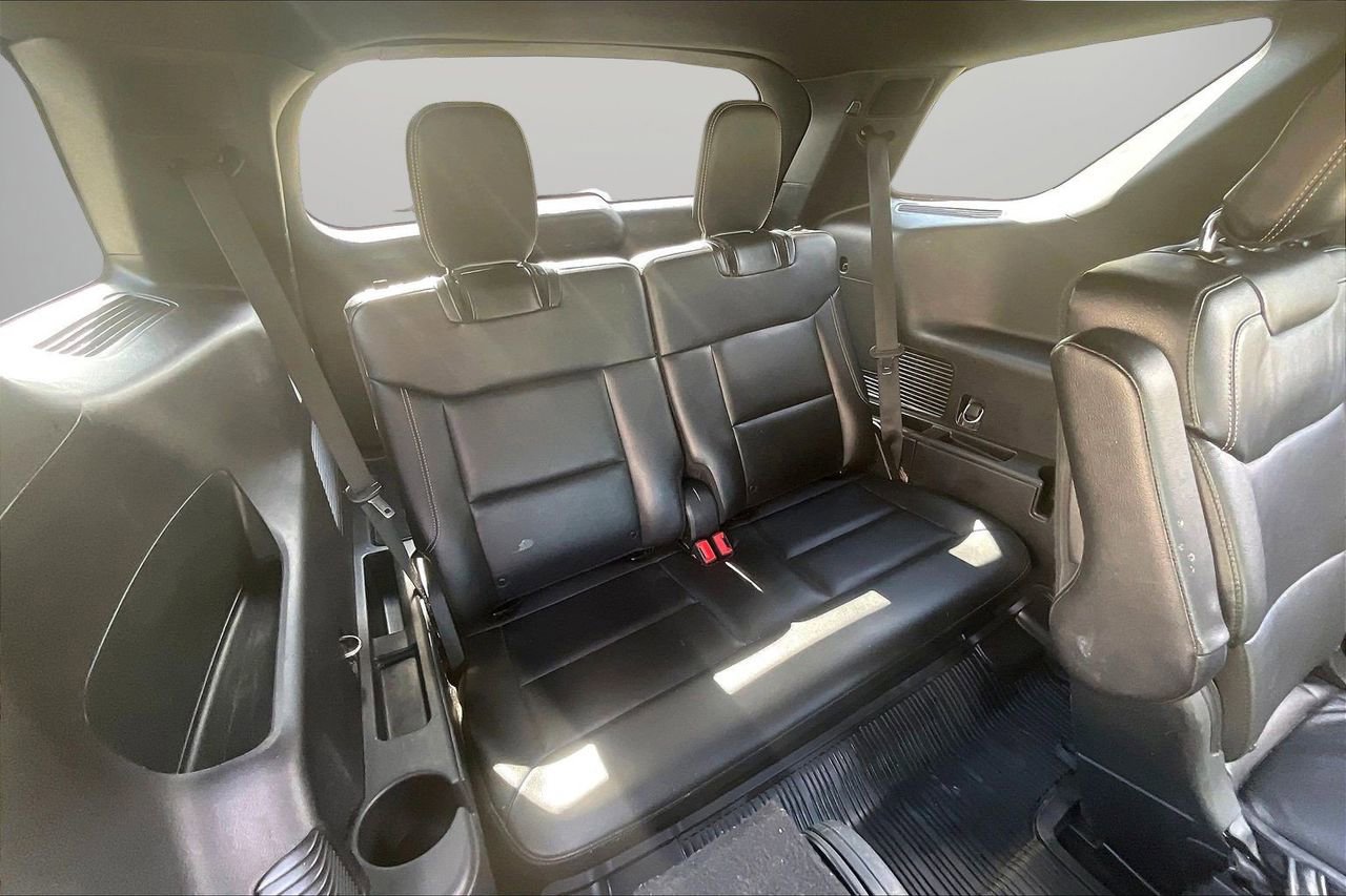 Used 2021 Ford Explorer ST w/ Equipment Group 401A image 27