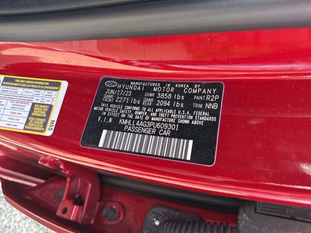 Certified 2023 Hyundai Elantra SE image 30