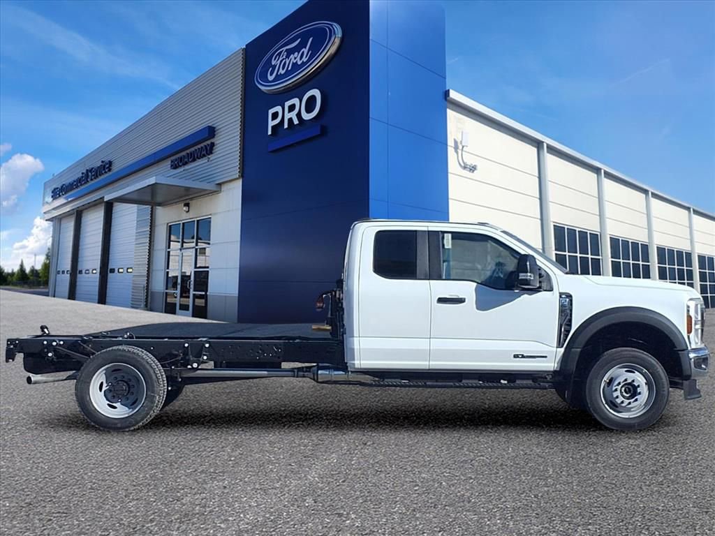 New 2026 Ford F550 4x4 Supercab Super Duty image 2