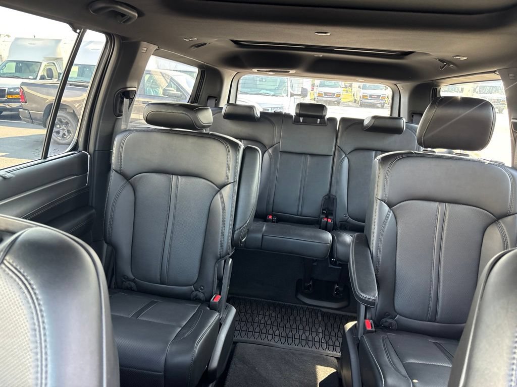 Used 2024 Jeep Wagoneer Series II w/ Convenience Group I AWD/4WD image 26