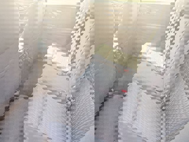 Used 2017 Nissan Rogue S image 11