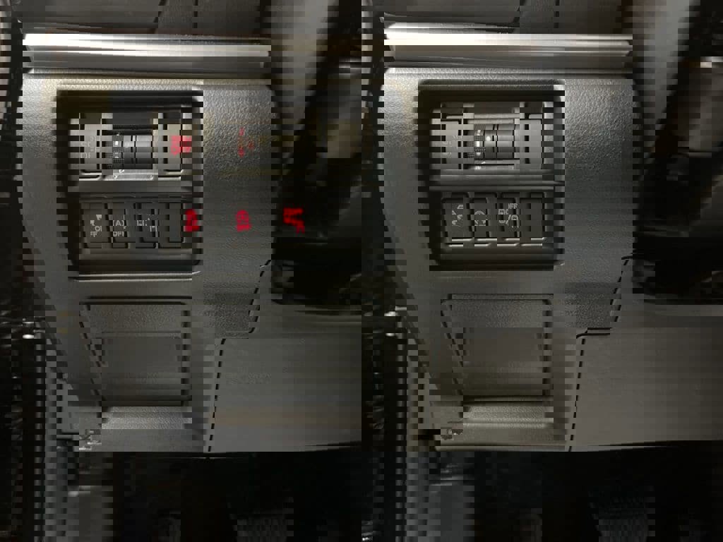 Used 2021 Subaru Crosstrek 2.5i Limited w/ Popular Package #3 image 21