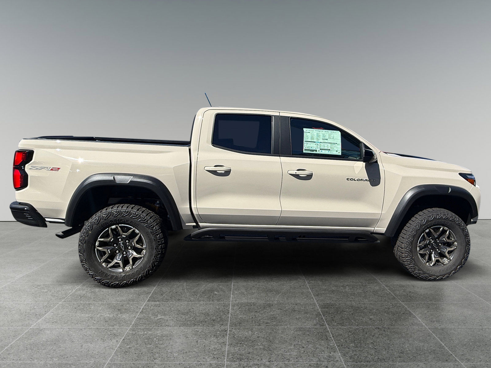 New 2026 Chevrolet Colorado ZR2 w/ Technology Package AWD/4WD image 6