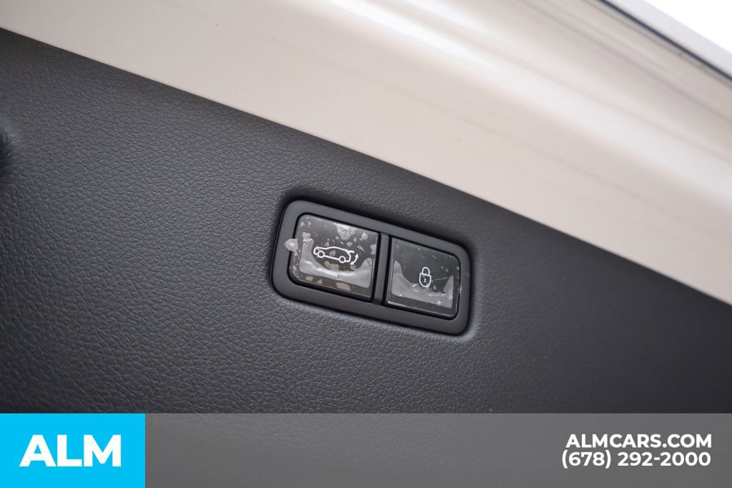 Used 2025 Genesis GV60 Advanced image 29