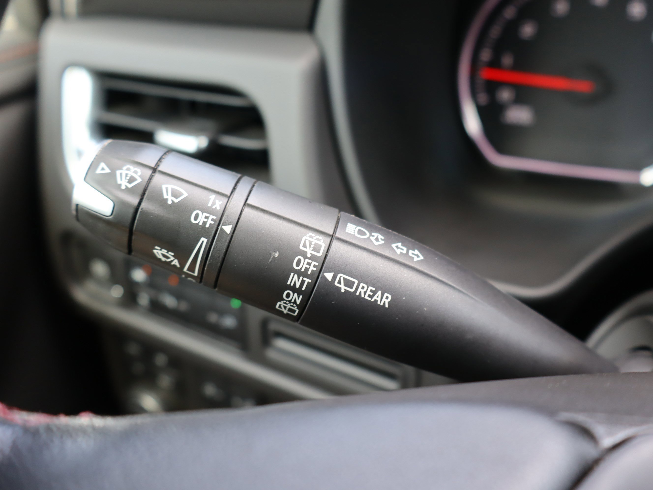 Used 2021 Chevrolet Tahoe RST w/ Luxury Package image 25