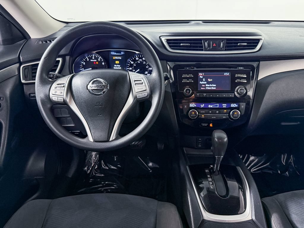 Used 2015 Nissan Rogue SV FWD image 12