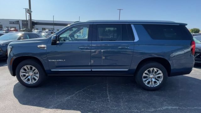 New 2026 GMC Yukon XL Denali w/ Sun & Power Step Package AWD/4WD image 7