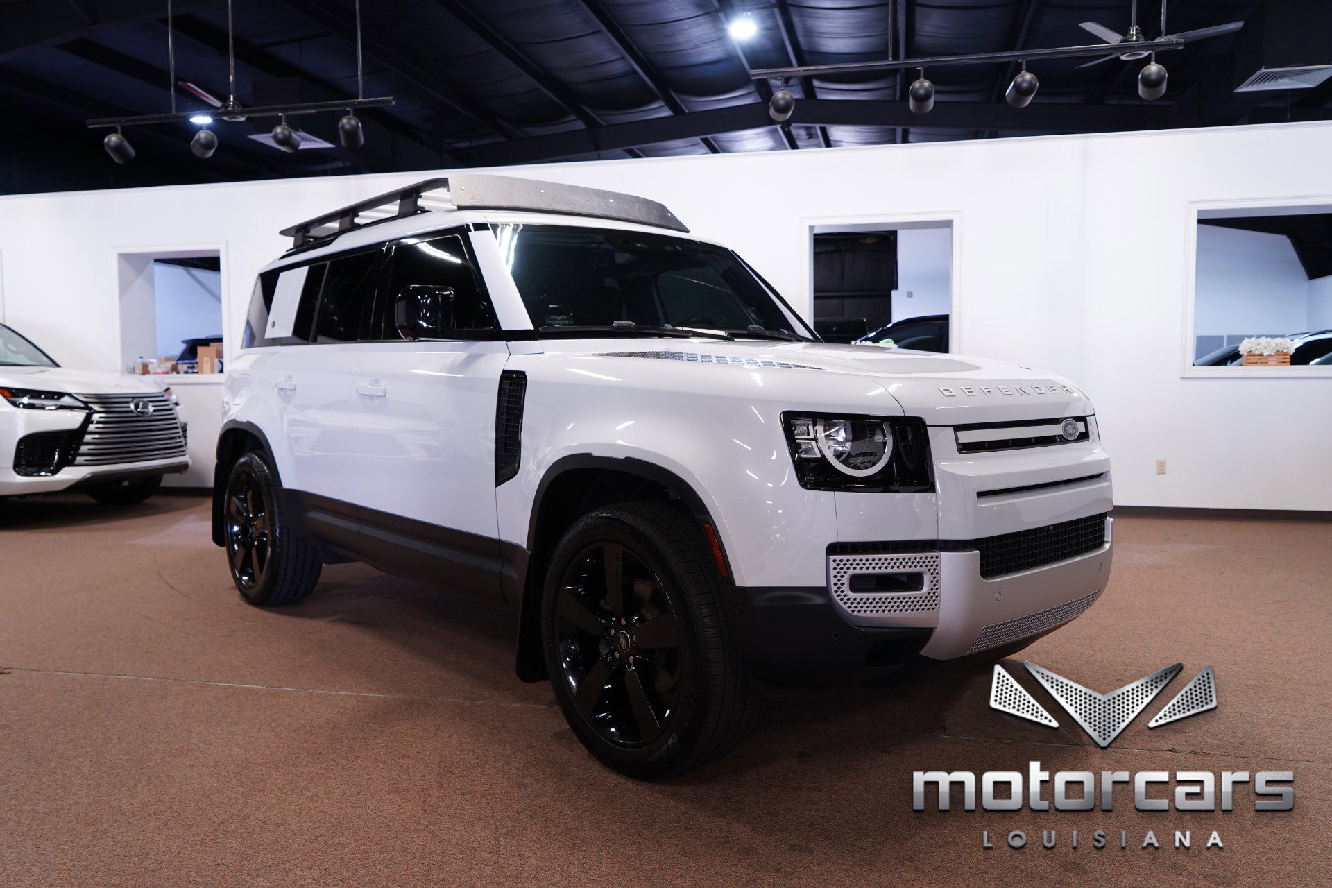 Used 2022 Land Rover Defender 110 S image 9