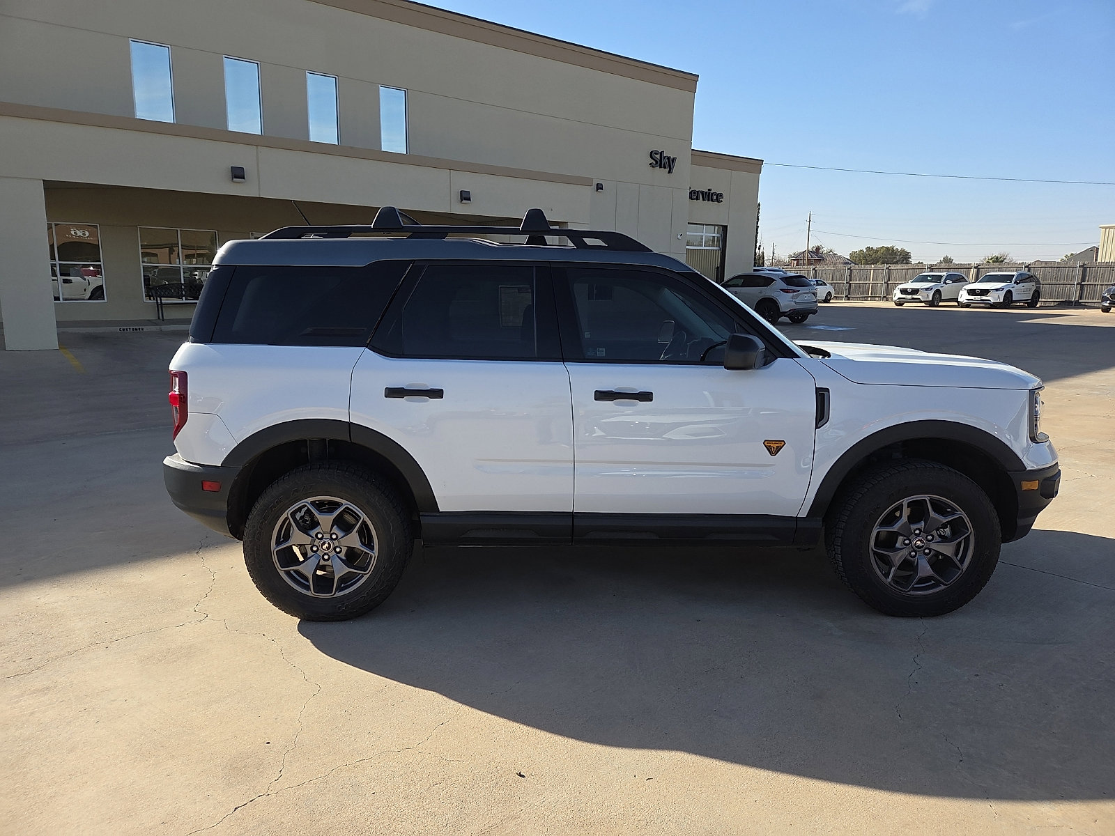 Used 2023 Ford Bronco Sport Badlands image 6