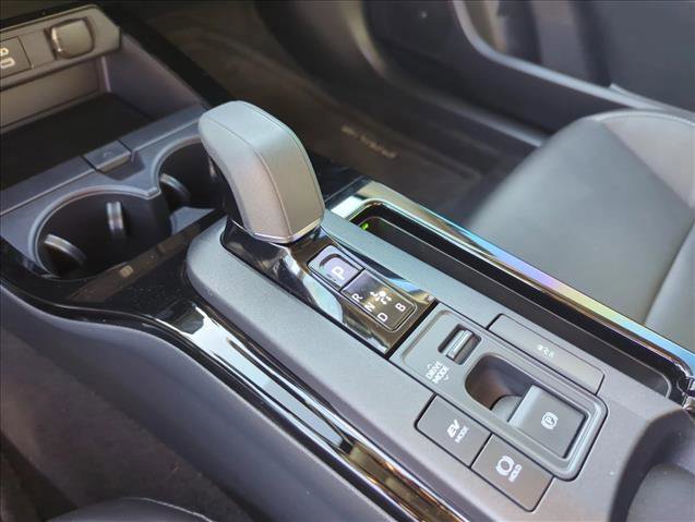 Used 2024 Toyota Prius Limited w/ Limited Premium Package image 21