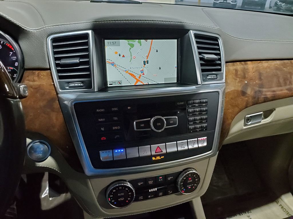 Used 2014 Mercedes-Benz GL 450 4MATIC image 30