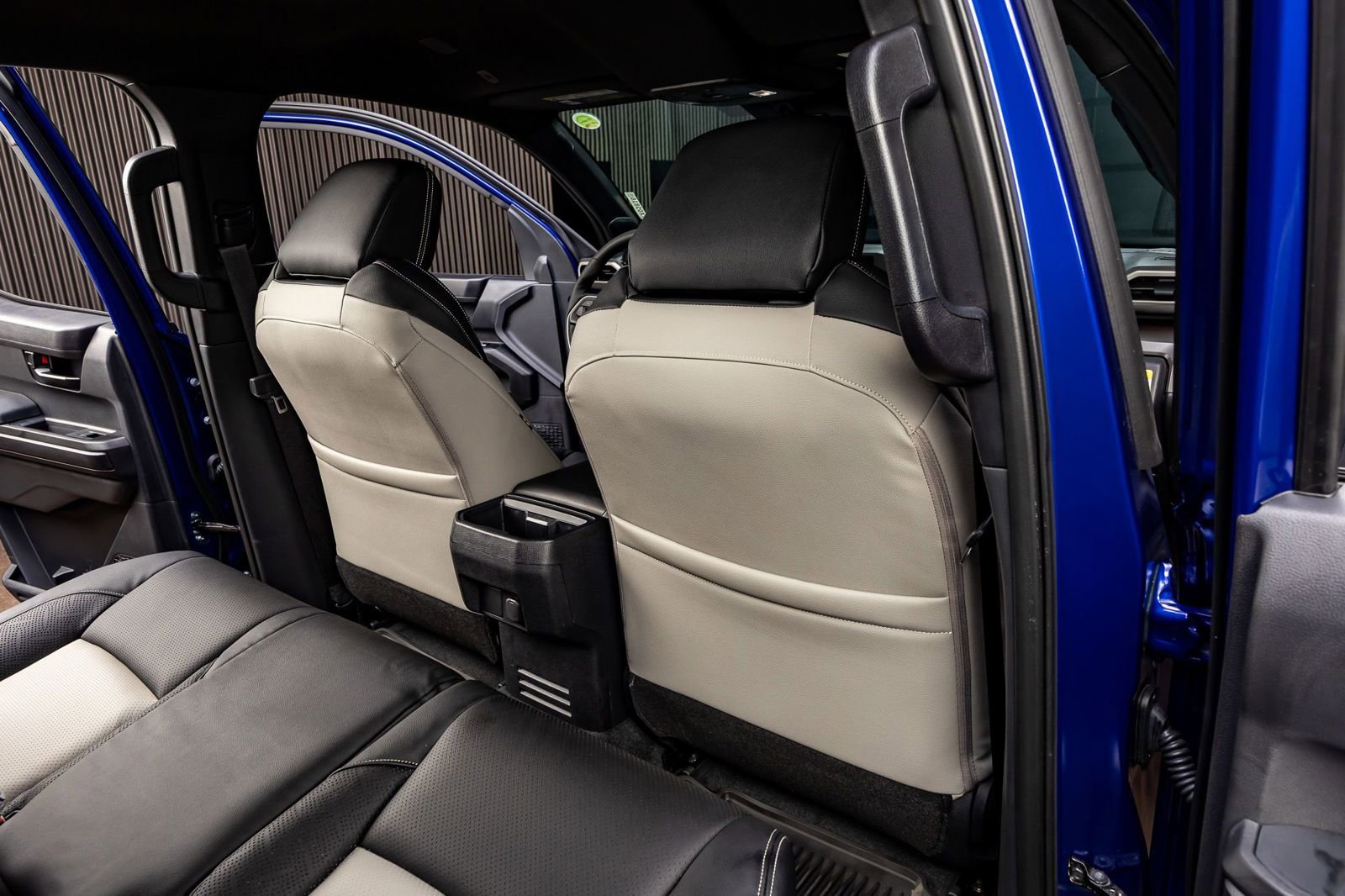 Used 2025 Toyota Tacoma SR5 image 32