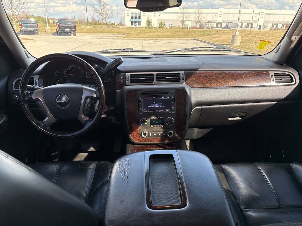 Used 2008 GMC Yukon XL Denali image 10
