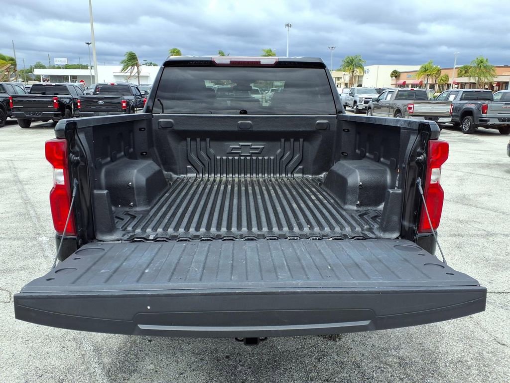 Used 2022 Chevrolet Silverado 1500 LTZ RWD image 19